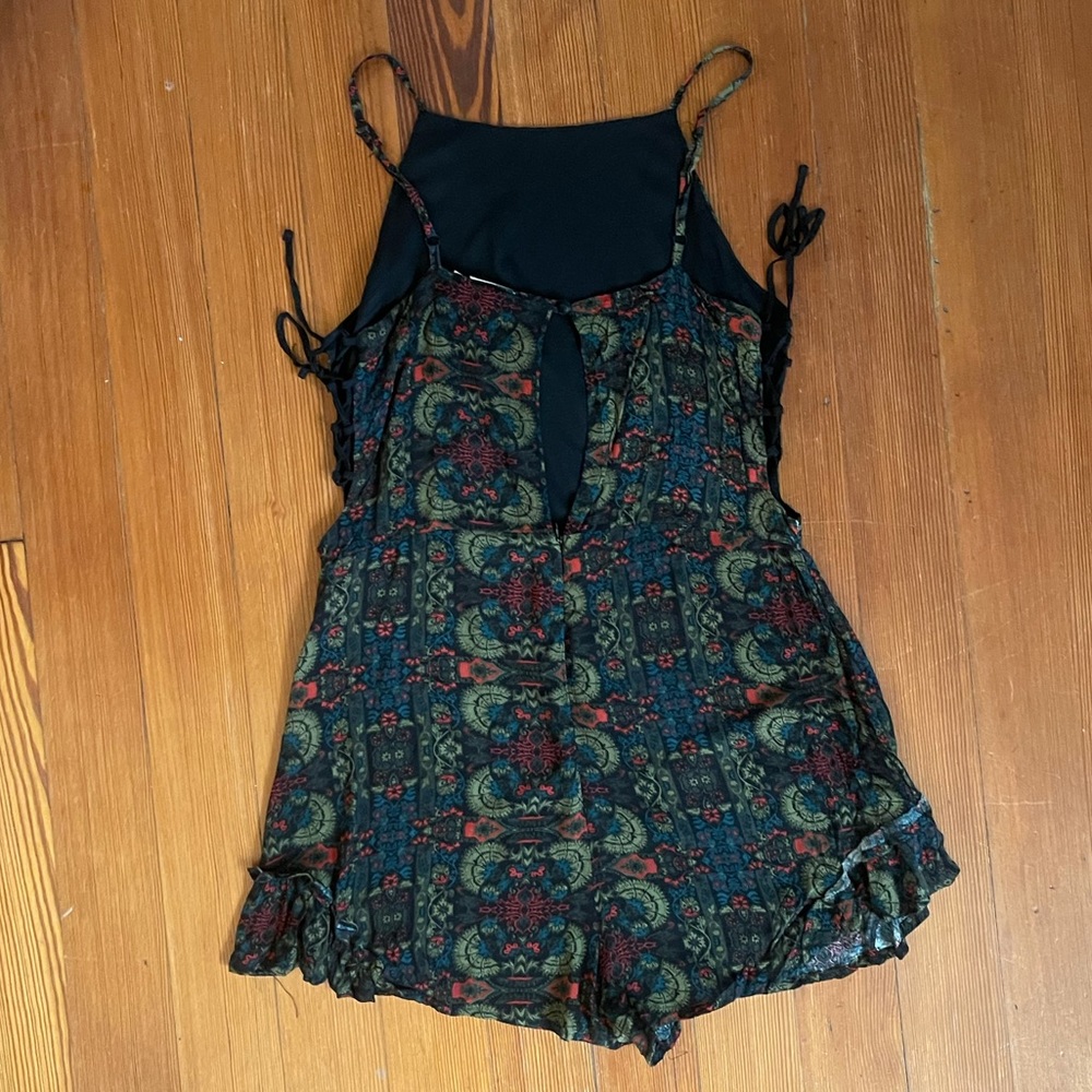 Green Patterned Romper - image 2